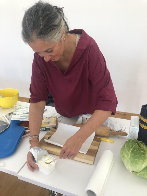 „Wickel für jedes Lebensalter“ mit Isabella Grass „Wickel für jedes Lebensalter“ mit Isabella Grass