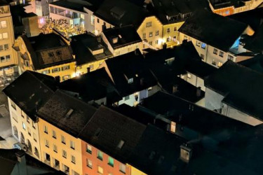 175242878-Bludenz-von-oben-bei-Nacht 175242878-Bludenz-von-oben-bei-Nacht