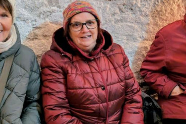 183526863-kleine-Gruppe 183526863-kleine-Gruppe