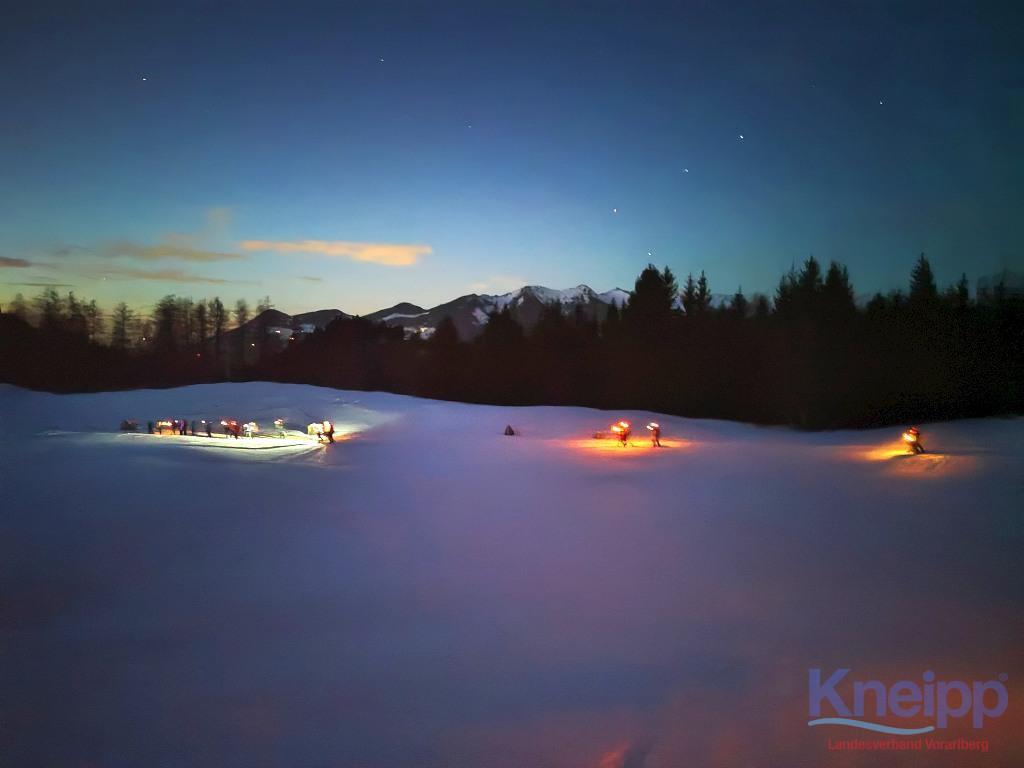 KAC Bludenz - Fackelwanderung im Winterwald KAC Bludenz - Fackelwanderung im Winterwald